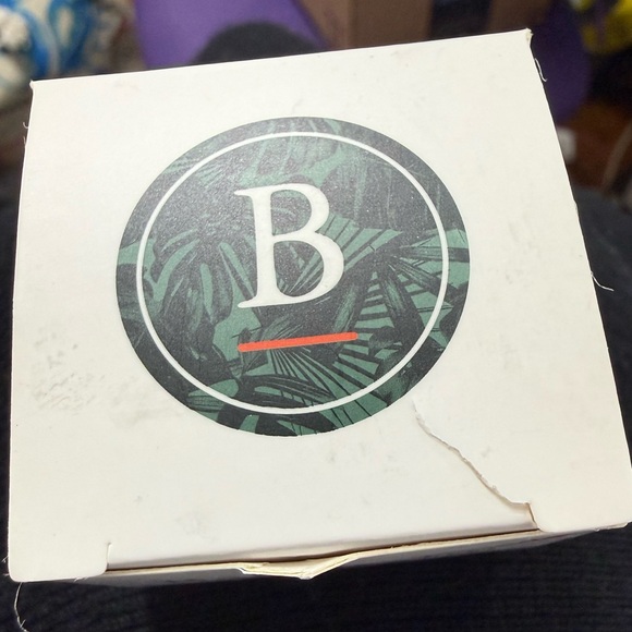 Pineapple Lip Balm - - Picture 4 of 6